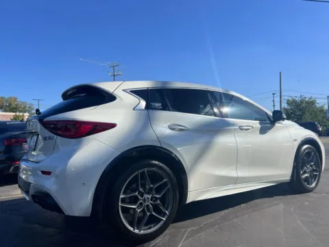 More photos of 2018 INFINITI QX30 Sport SUV 4D at Exclusive Autohaus - Roselle, IL