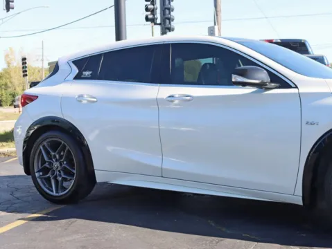 More photos of 2018 INFINITI QX30 Sport SUV 4D at Exclusive Autohaus - Roselle, IL