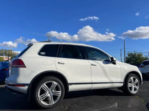 More photos of 2016 Volkswagen Touareg TDI Executive Sport Utility 4D at Exclusive Autohaus - Roselle, IL
