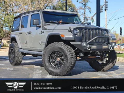 Gray 2019 Jeep Wrangler Unlimited Sahara Sport Utility 4D for sale in Roselle, IL