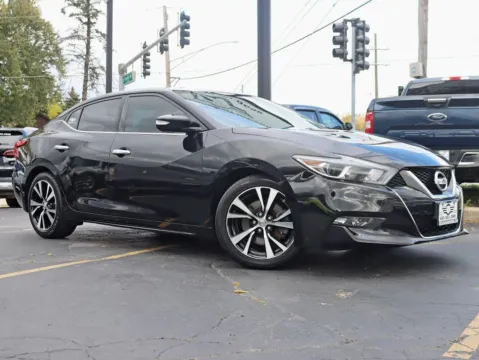 Photos of 2018 Nissan Maxima SV Sedan 4D for sale in Roselle, IL at Exclusive Autohaus - Roselle