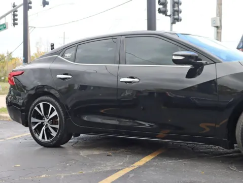 More photos of 2018 Nissan Maxima SV Sedan 4D at Exclusive Autohaus - Roselle, IL