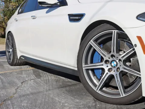 More photos of 2015 BMW M5 Sedan 4D at Exclusive Autohaus - Roselle, IL