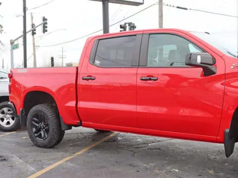 More photos of 2021 Chevrolet Silverado 1500 Crew Cab LT Trail Boss Pickup 4D 5 3/4 ft at Exclusive Autohaus - Roselle, IL