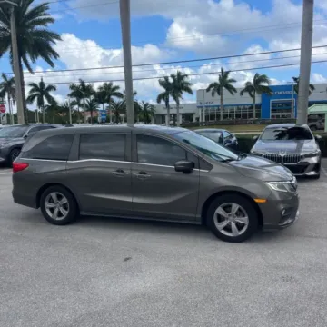 More photos of 2018 Honda Odyssey EX-L Minivan 4D at Exclusive Autohaus - Roselle, IL