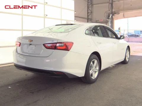 More photos of 2023 Chevrolet Malibu LT at Clement Pre-Owned, MO