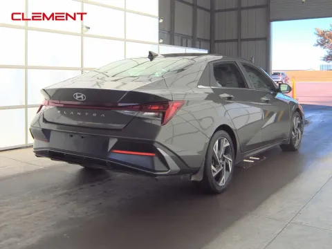 More photos of 2024 Hyundai Elantra SEL at Clement Pre-Owned, MO