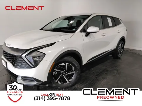 White 2023 Kia Sportage Hybrid LX for sale in Florissant, MO