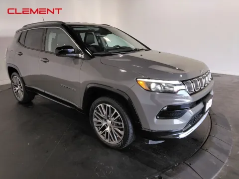 Another view of 2022 Jeep Compass Limited for sale in Florissant, MO at Clement Pre-Owned