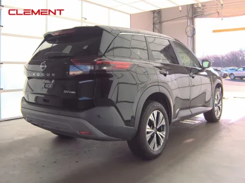 More photos of 2022 Nissan Rogue SV at Clement Pre-Owned, MO