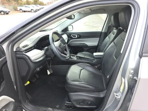 Another view of 2022 Jeep Compass Limited for sale in Florissant, MO at Clement Pre-Owned