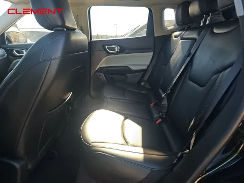 More photos of 2022 Jeep Compass Limited at Clement Pre-Owned, MO