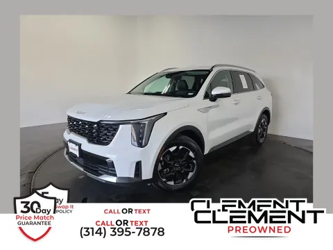 White 2024 Kia Sorento S for sale in Florissant, MO