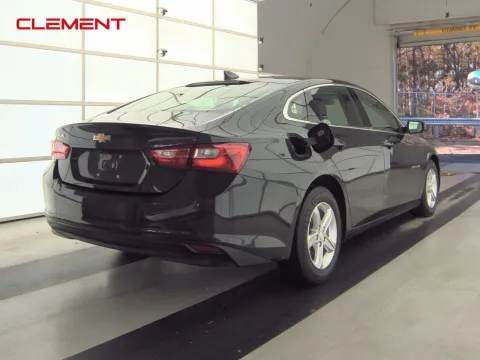 More photos of 2023 Chevrolet Malibu LS at Clement Pre-Owned, MO