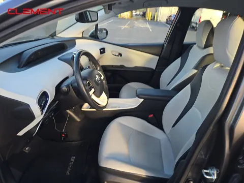 More photos of 2018 Toyota Prius Four Touring at Clement Pre-Owned, MO