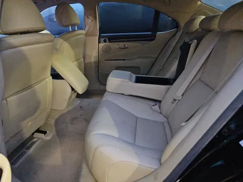 More photos of 2017 Lexus LS 460 at Clement Pre-Owned, MO