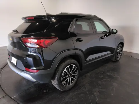 More photos of 2025 Chevrolet TrailBlazer LT at Clement Pre-Owned, MO