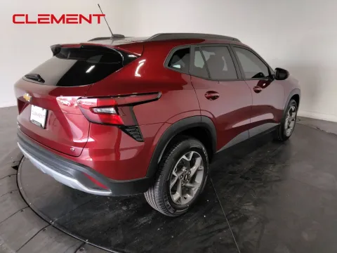 More photos of 2025 Chevrolet Trax LT at Clement Pre-Owned, MO