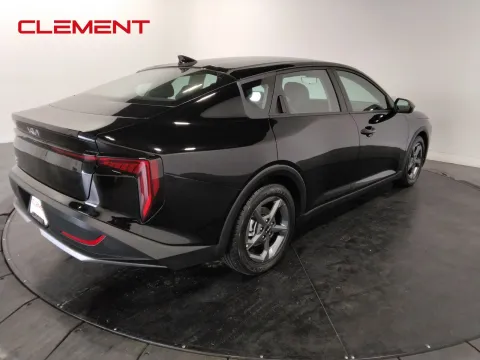 More photos of 2025 Kia K4 LXS at Clement Pre-Owned, MO