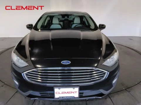 Photos of 2019 Ford Fusion SE for sale in Florissant, MO at Clement Pre-Owned