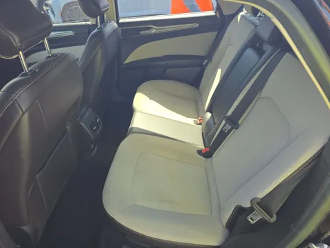 More photos of 2019 Ford Fusion SE at Clement Pre-Owned, MO