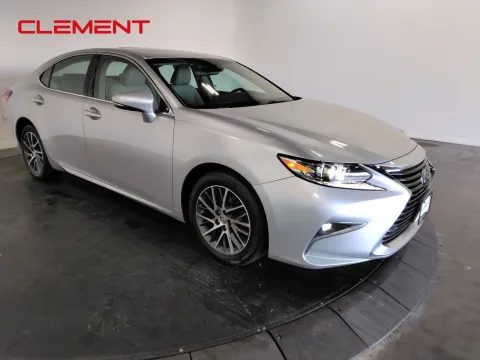 Another view of 2017 Lexus ES 350 for sale in Florissant, MO at Clement Pre-Owned