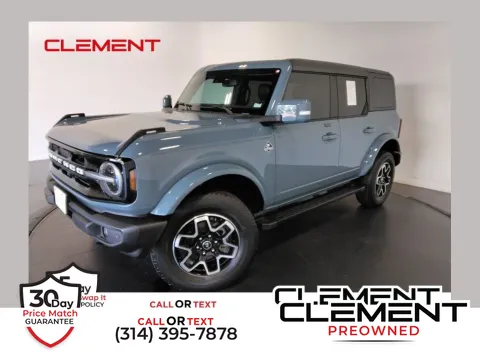 Blue 2023 Ford Bronco Outer Banks for sale in Florissant, MO