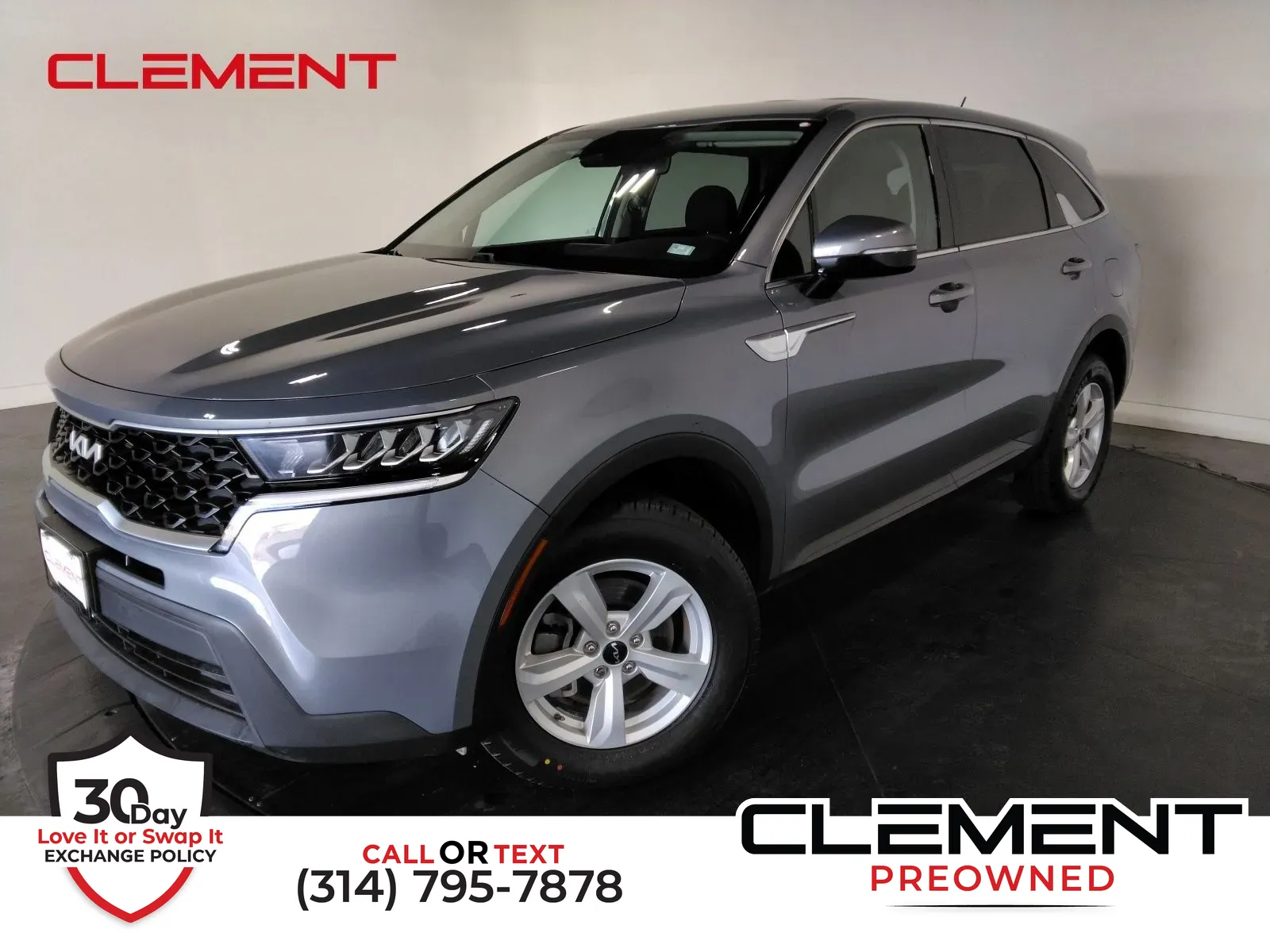 Silver 2023 Kia Sorento LX for sale in Florissant, MO