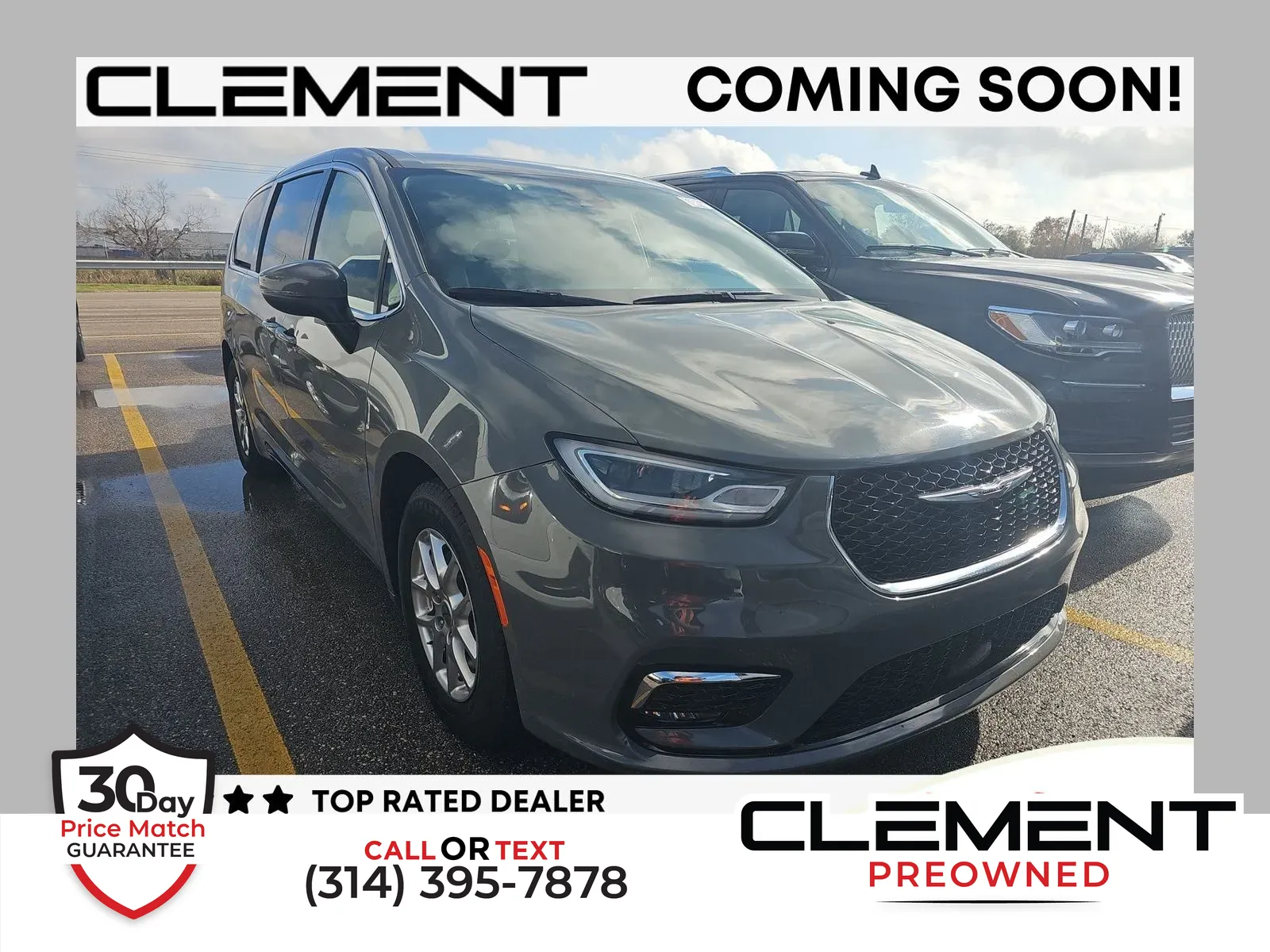 2023 Chrysler Pacifica Touring L's photo