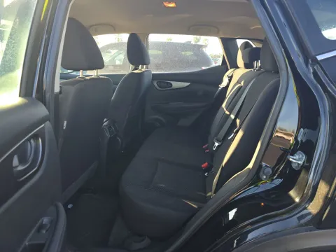 More photos of 2019 Nissan Rogue Sport S at Clement Pre-Owned, MO