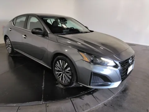 Another view of 2024 Nissan Altima 2.5 SV for sale in Florissant, MO at Clement Pre-Owned