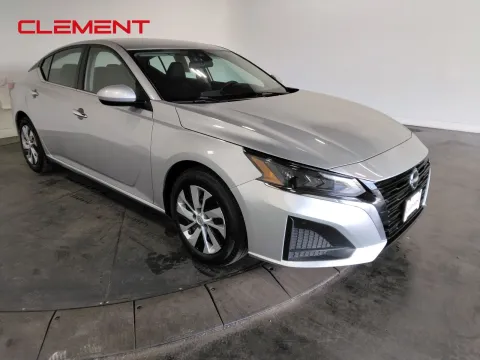 More photos of 2023 Nissan Altima 2.5 S at Clement Pre-Owned, MO