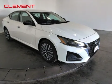 More photos of 2025 Nissan Altima 2.5 SV at Clement Pre-Owned, MO