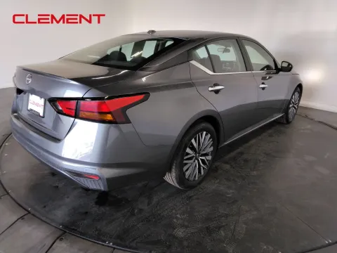 More photos of 2025 Nissan Altima 2.5 SV at Clement Pre-Owned, MO