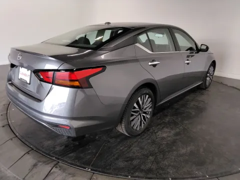 More photos of 2025 Nissan Altima 2.5 SV at Clement Pre-Owned, MO