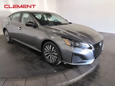 More photos of 2025 Nissan Altima 2.5 SV at Clement Pre-Owned, MO