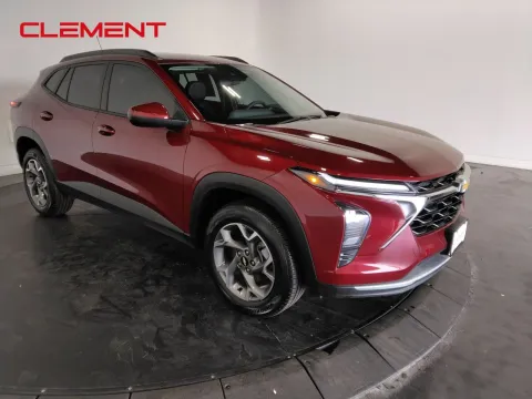 More photos of 2025 Chevrolet Trax LT at Clement Pre-Owned, MO