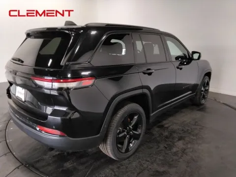 More photos of 2023 Jeep Grand Cherokee Altitude X at Clement Pre-Owned, MO