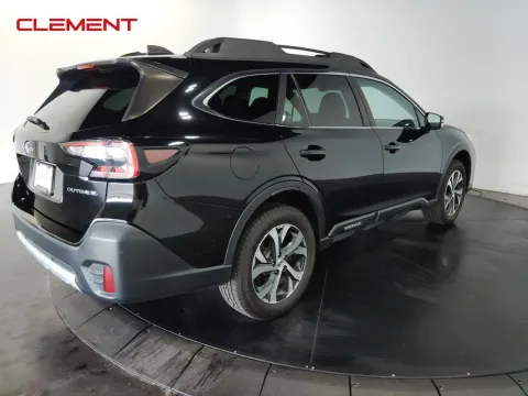 More photos of 2022 Subaru Outback Limited at Clement Pre-Owned, MO