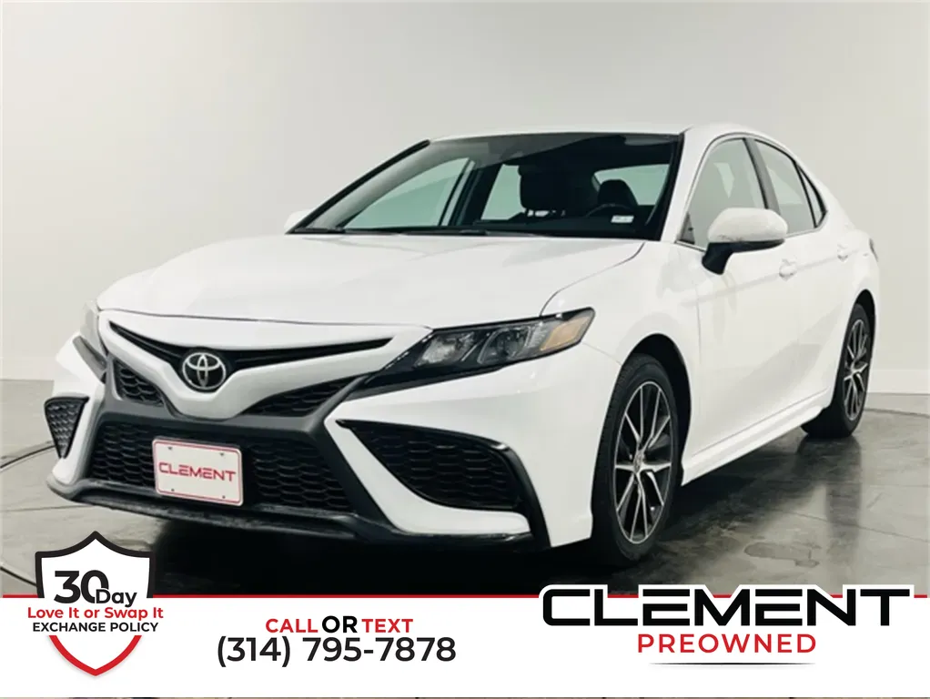 Used 2021 Toyota Camry SE for sale in Florissant, MO at Clement Pre ...