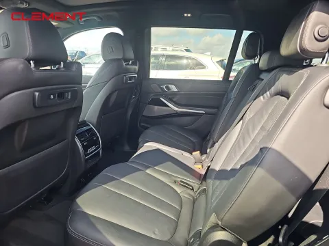 More photos of 2021 BMW X7 xDrive40i at Clement Pre-Owned, MO