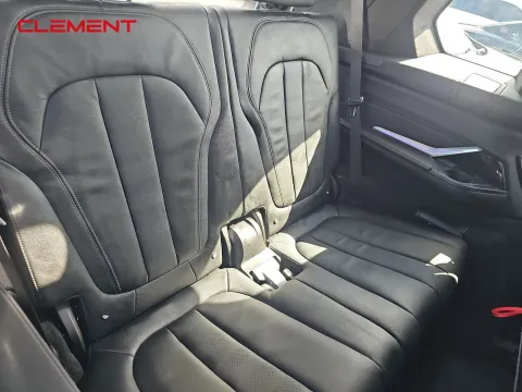 More photos of 2021 BMW X7 xDrive40i at Clement Pre-Owned, MO