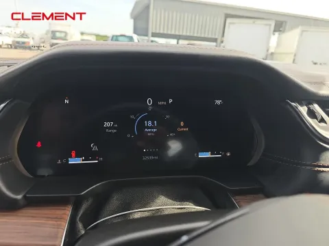 Photos of 2022 Jeep Grand Cherokee L Summit for sale in Florissant, MO at Clement Pre-Owned