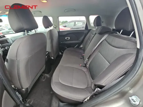 More photos of 2018 Kia Soul at Clement Pre-Owned, MO