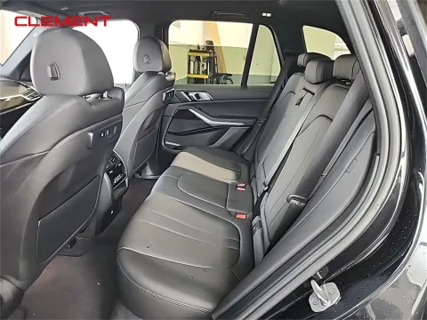 More photos of 2020 BMW X5 xDrive40i at Clement Pre-Owned, MO
