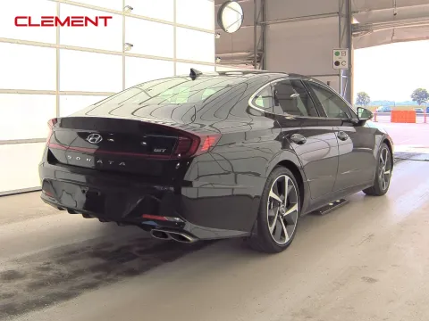 More photos of 2023 Hyundai Sonata SEL Plus at Clement Pre-Owned, MO