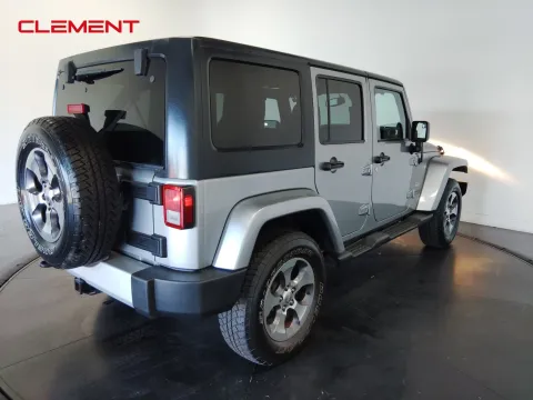 More photos of 2013 Jeep Wrangler Unlimited Sahara at Clement Pre-Owned, MO