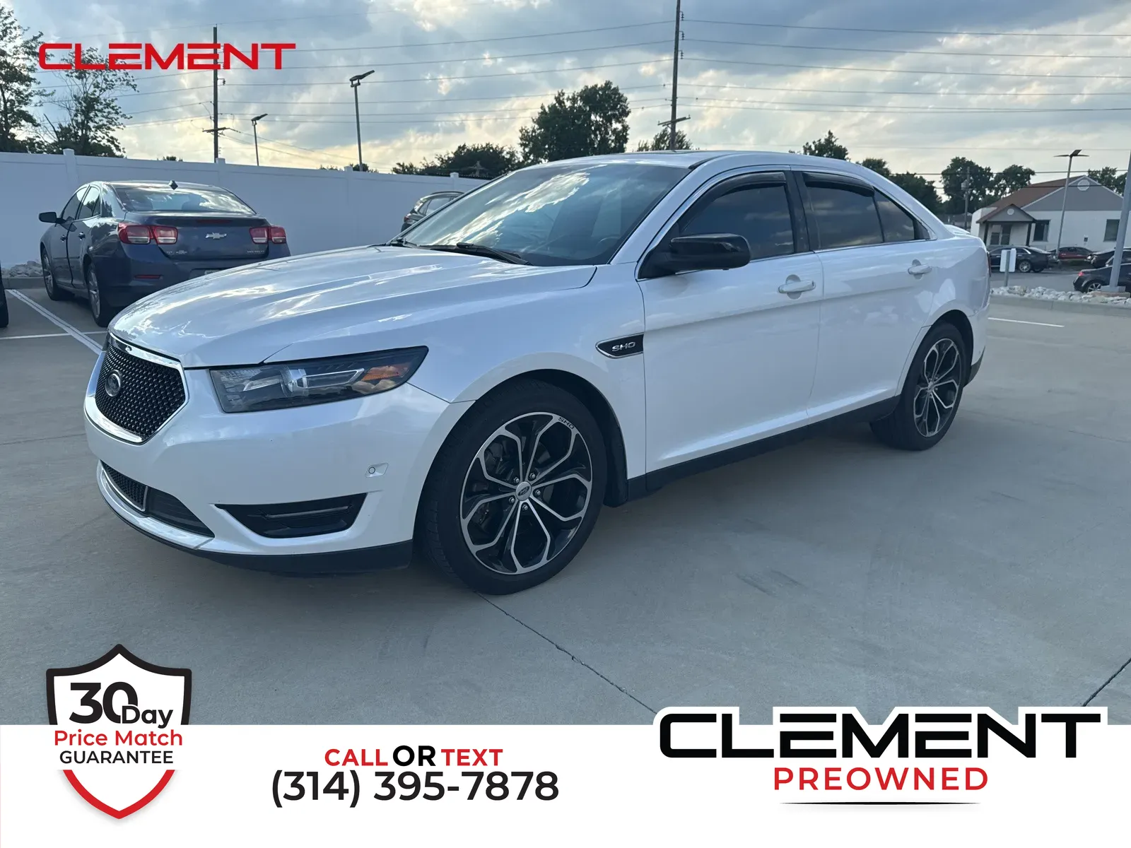 White 2018 Ford Taurus SHO for sale in Florissant, MO