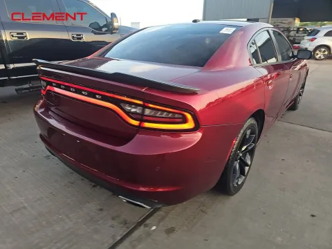 More photos of 2018 Dodge Charger SXT at Clement Pre-Owned, MO