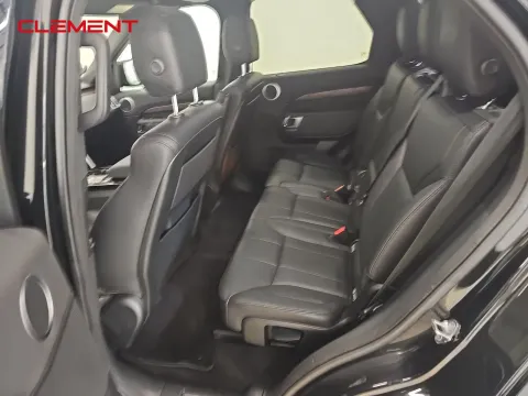 More photos of 2020 Land Rover Discovery HSE at Clement Pre-Owned, MO